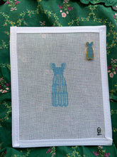 Load image into Gallery viewer, Blue Nap Dress Needleminder
